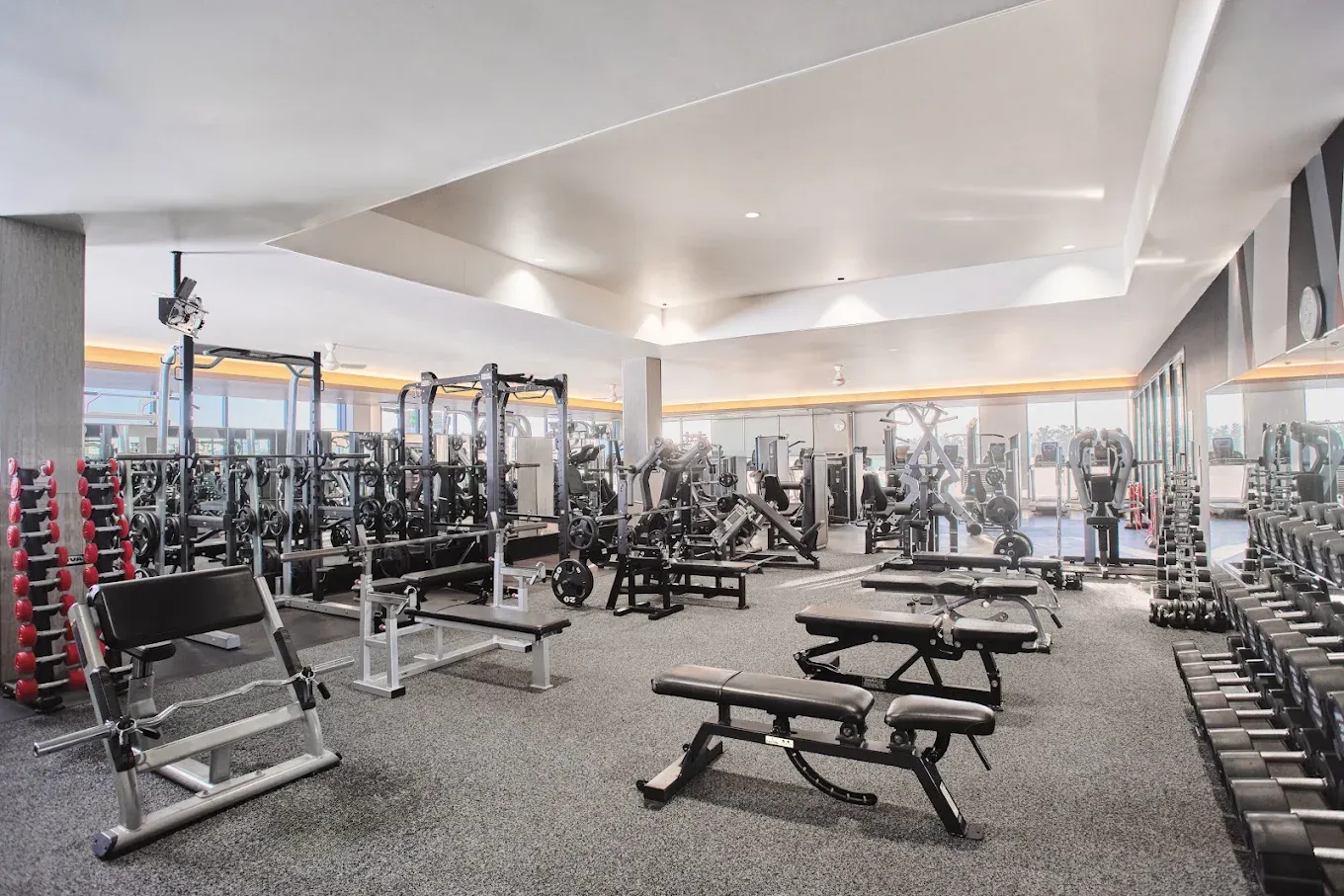 BEST STYLE FITNESS 新浦安